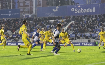Aarón Rey durant el Sabadell-Orihuela, l'últim partit a la Nova Creu Alta | Alex Canales